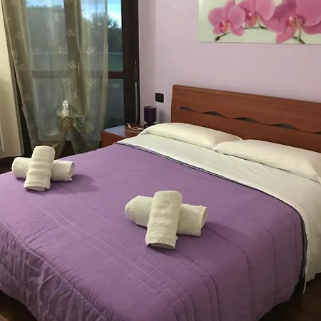 Oda ve Kahvaltı Nina Bergamo