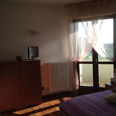 Nina Oda ve Kahvaltı