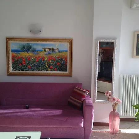 Oda ve Kahvaltı Nina