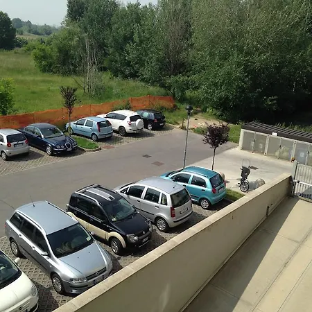 Nina Oda ve Kahvaltı