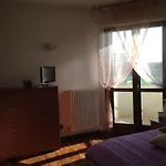 Nina Oda ve Kahvaltı